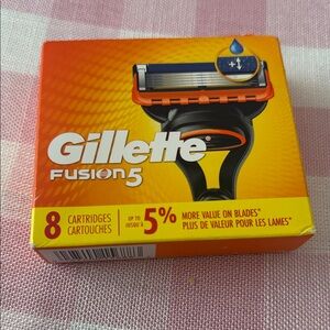 Gillette Fusion5 Razor Cartridges - Orange & Yellow Packaging 8 cartridges